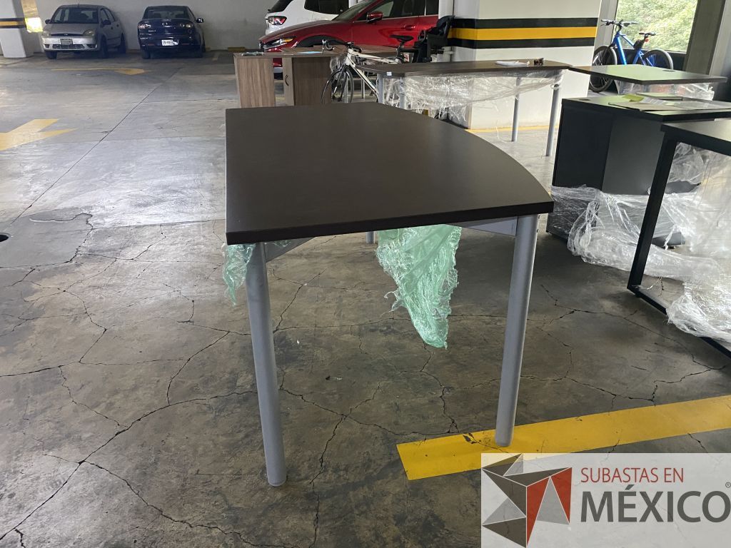 Lote 013 - Lote grupal de Mobiliario (Oficina, Escritorio, Gabinete y Salas de Juntas) - Imagen 16