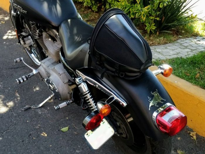 Lote 002 - Motocicleta Harley Davidson Sportster Custom - Imagen 2