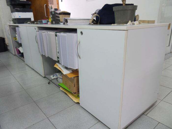 Lote 017 - 1 Credenza - Imagen 3