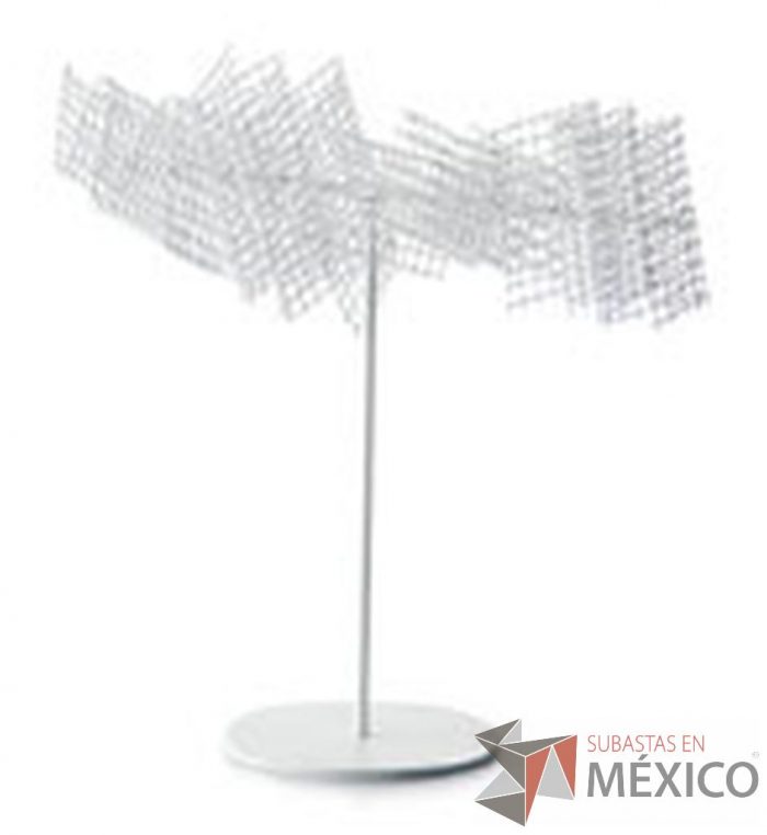 Lote 120 - 9 Esculturas de metal con base y red a lacado blanco - Imagen 2
