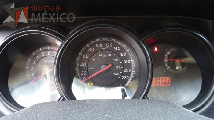 Lote 002 - Nissan TIIDA 2013 Sense T/M 1.8 - Imagen 53