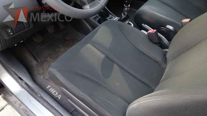 Lote 002 - Nissan TIIDA 2013 Sense T/M 1.8 - Imagen 47