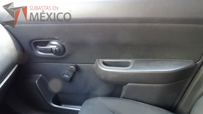 Lote 002 - Nissan TIIDA 2013 Sense T/M 1.8 - Imagen 45