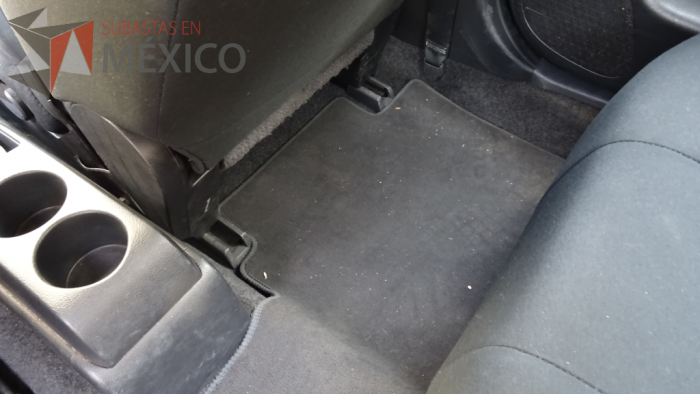 Lote 002 - Nissan TIIDA 2013 Sense T/M 1.8 - Imagen 12