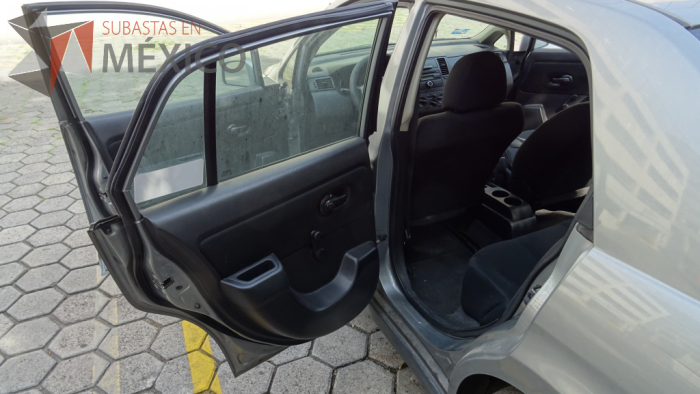 Lote 002 - Nissan TIIDA 2013 Sense T/M 1.8 - Imagen 5