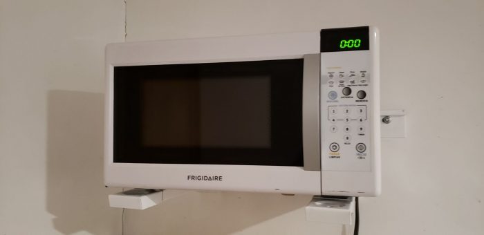 Lote 035 -  Horno de microondas Frigidaire