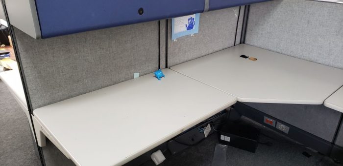 Lote 016 - Lote de mobiliario, Mesas, estación de Trabajo, Sillas, Persiaas, Anaquel, ubicado en Planta Ecatepec - Imagen 7