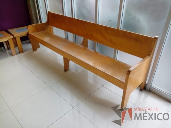 Lote 054 - Banca para sala de espera en madera para 4 personas - Imagen 4