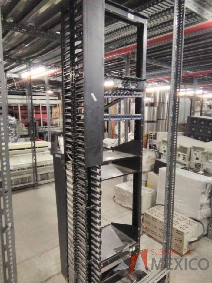Lote 006 - 50 Rack´s para voz y datos - Imagen 3