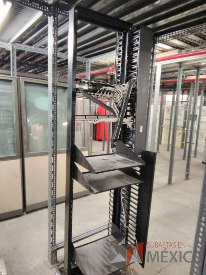 Lote 006 - 50 Rack´s para voz y datos - Imagen 5