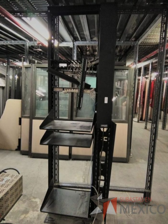 Lote 006 - 50 Rack´s para voz y datos - Imagen 8