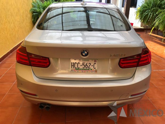 Lote 001 - BMW 328i, año 2014 - Imagen 11