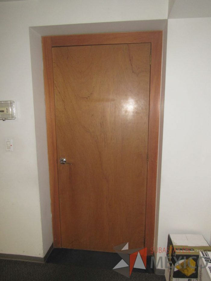 Lote 274 - 8 Puertas de madera - Imagen 5