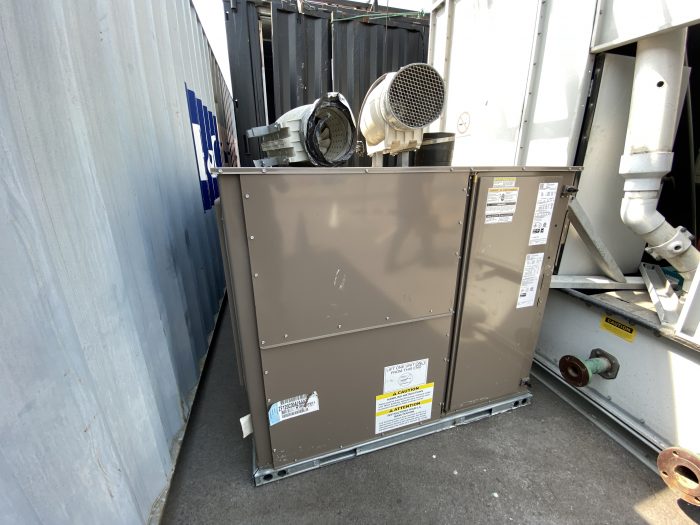 Lote 017 - Aire acondicionado, Marca: YORK, Modelo: ZF120C00A2AAA7A - Imagen 6