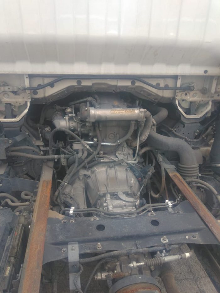 Lote 008 - Camión ISUZU ELF 600 K, Seminuevo, Año 2015 - Imagen 10