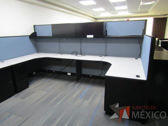 Lote 102 - Estación de trabajo para 9 personas - Imagen 39