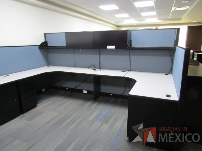 Lote 102 - Estación de trabajo para 9 personas - Imagen 38