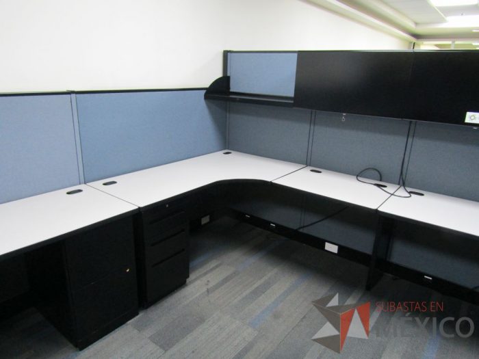 Lote 102 - Estación de trabajo para 9 personas - Imagen 35