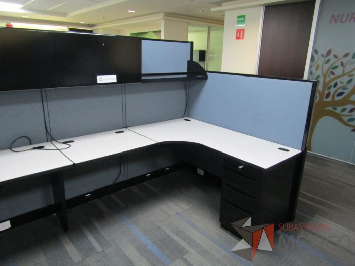 Lote 102 - Estación de trabajo para 9 personas - Imagen 34