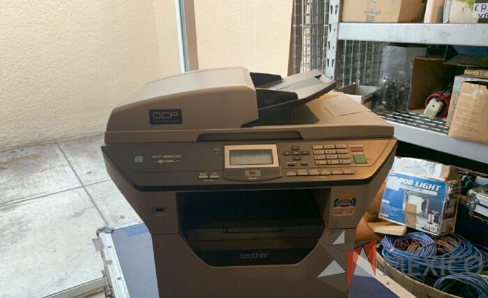 Lote 147 - 3 multifuncionales laser marca Brother (MFC7420,DCP8080DN,DCP7040) y 1 Impresora laser marca HP (PRO8000) p/refacciones - Imagen 15