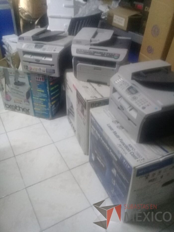 Lote 147 - 3 multifuncionales laser marca Brother (MFC7420,DCP8080DN,DCP7040) y 1 Impresora laser marca HP (PRO8000) p/refacciones - Imagen 3