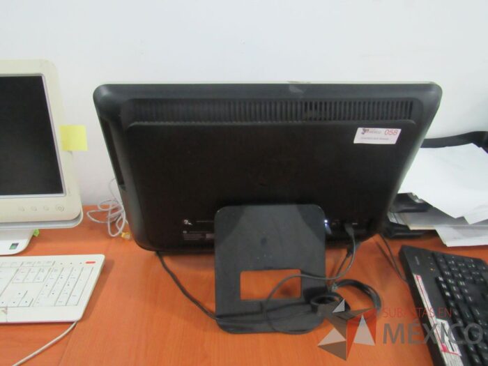 Lote 023 - Computadora All in one, Marca: HP, Modelo: Pavilion 20 - Imagen 4