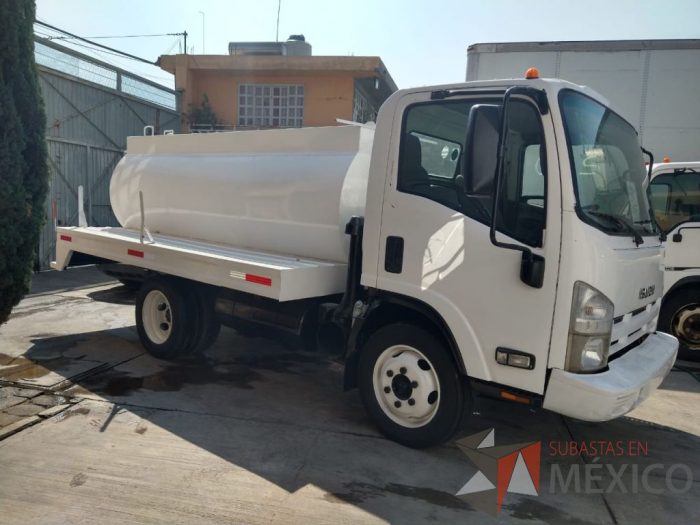 Lote 001 - Camión Isuzu ELF500, Año 2009 tipo Cisterna 4,000 litros - Imagen 5