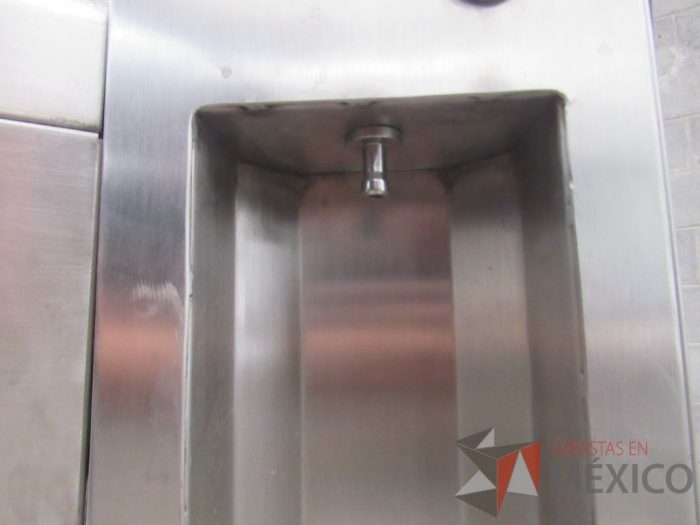 Lote 026 - 3 bases para bebedero metálico de 2 posiciones y espacio para botellas - Imagen 15