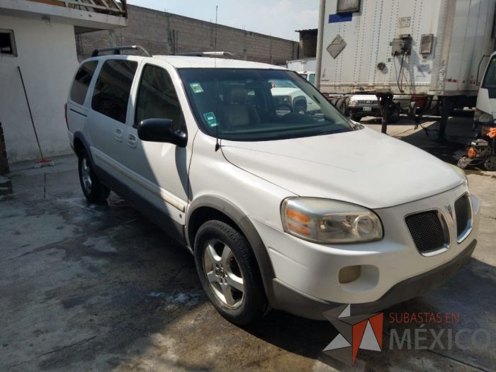 Lote 005 - Camioneta Pontiac 2007, para 7 Pasajeros, Automática, Montana SV6