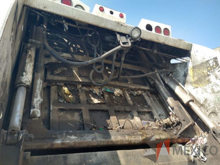 Lote 003 - Camión Freightliner M2 Año 2011, Compactador de Basura McNeilus - Imagen 10