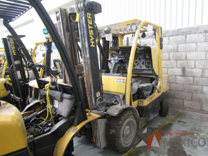 Lote 003 - Montacargas a gasolina HYSTER H70FT, Año: 2015 