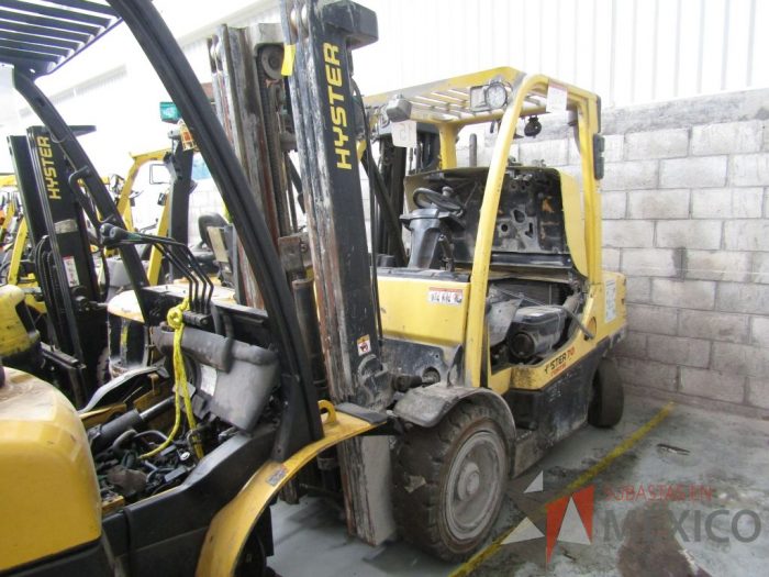 Lote 003 - Montacargas a gasolina HYSTER H70FT, Año: 2015  - Imagen 10