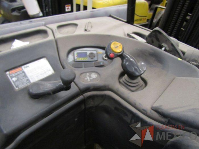 Lote 019 - Montacargas eléctrico YALE ESC040ACN36TQ099, Año: 2015 - Imagen 26