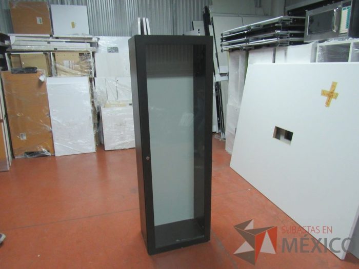 Lote 014 - 2 Gabinetes alto color gris con vidrio al medio - Imagen 3