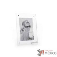 Lote 323 - Portaretratos Level Frame Transparente 21x15cm