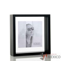 Lote 110 - Portaretratos Square Floating Box 20x20 Negro