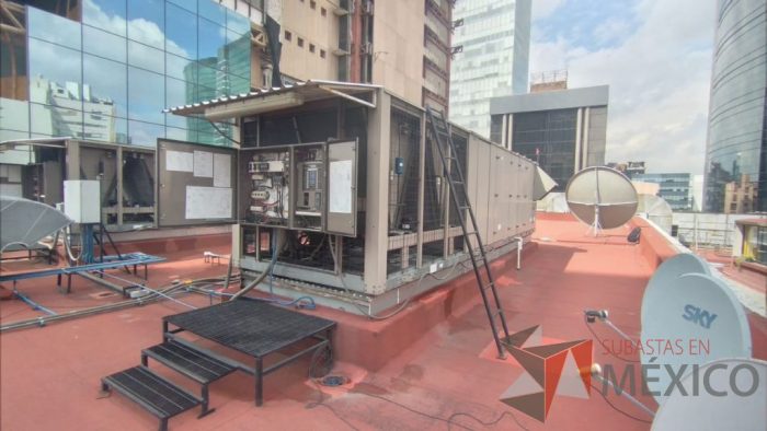 Lote 001 - Aire acondicionado YORK, Modelo: YPAL050CFC46BBDX, 50 TR, con 4 ventiladores. - Imagen 43
