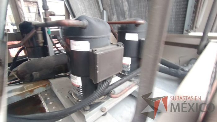 Lote 001 - Aire acondicionado YORK, Modelo: YPAL050CFC46BBDX, 50 TR, con 4 ventiladores. - Imagen 60