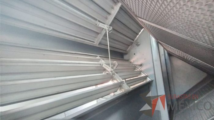 Lote 002 - Aire acondicionado YORK, Modelo: YPAL050CFC46BBDX, 50 TR, con 4 ventiladores. - Imagen 34