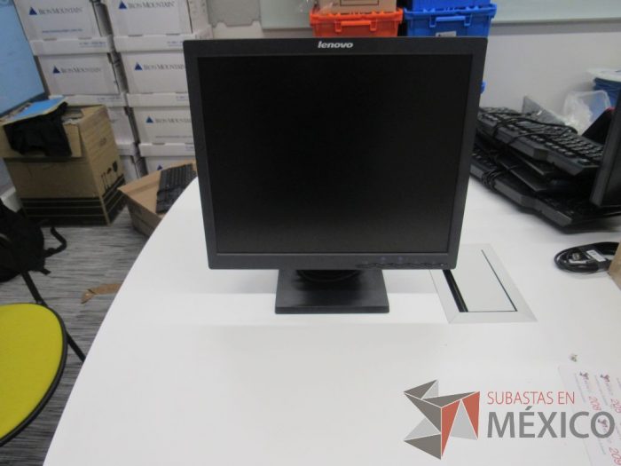 Lote 028 - 2 Monitores, Lenovo L197WA - Imagen 8
