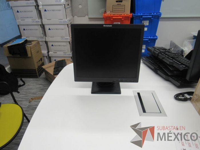 Lote 028 - 2 Monitores, Lenovo L197WA - Imagen 7