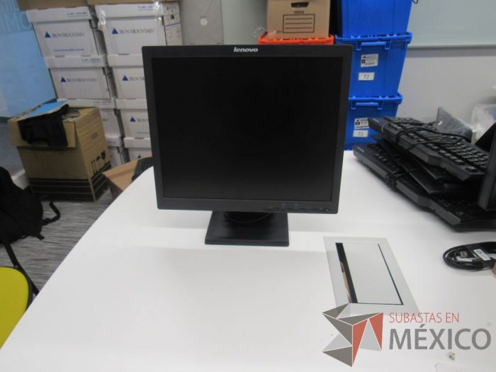 Lote 028 - 2 Monitores, Lenovo L197WA - Imagen 6