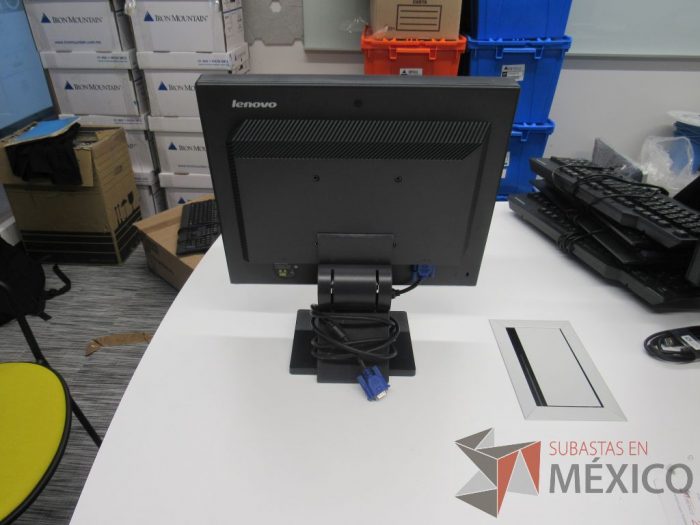 Lote 028 - 2 Monitores, Lenovo L197WA - Imagen 5
