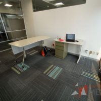 Lote 122 - 2 Mesas de apoyo con archivero de pedestal de 3 cajones - Imagen 3