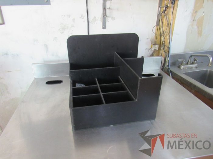 Lote 020 - Despachador para servilletas, Exhibidor de galletas y acomodador de vasos - Imagen 15