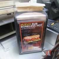 Lote 020 - Despachador para servilletas, Exhibidor de galletas y acomodador de vasos - Imagen 2