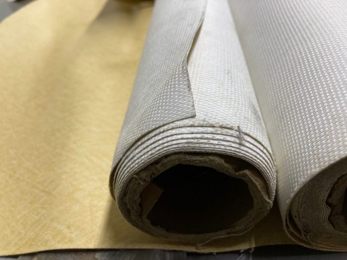 Lote 015 - 4 Rollos de papel tapiz nuevo de diferentes diseños - Imagen 12