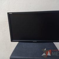 Lote 222 - Monitor sin base 20" HP
