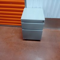 Lote 019 - 2 Archiveros verticales de 2 cajones