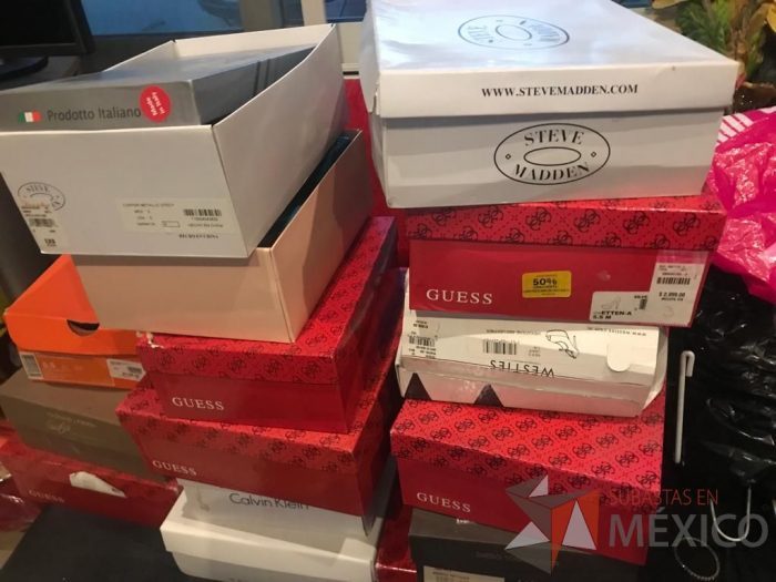Lote 016 - 50 Zapatos nuevos de diferentes modelos - Imagen 2